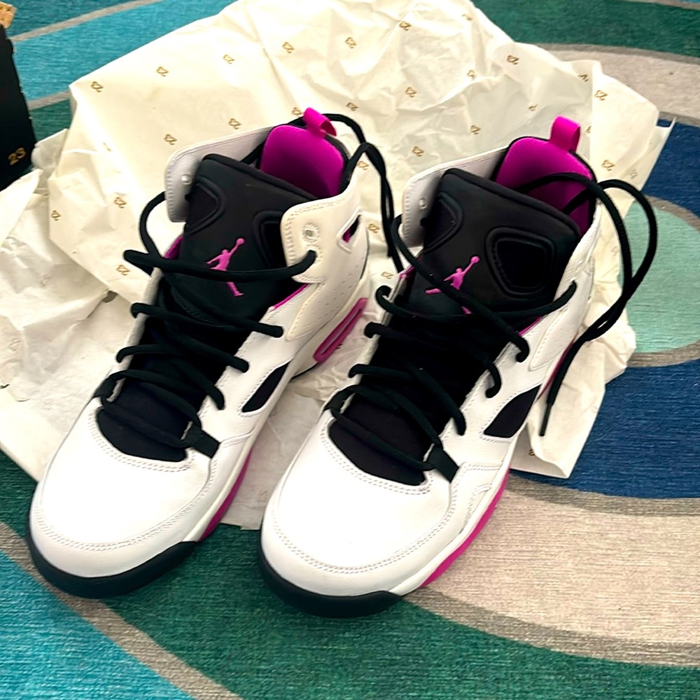 JORDANS Fight Club white black pink